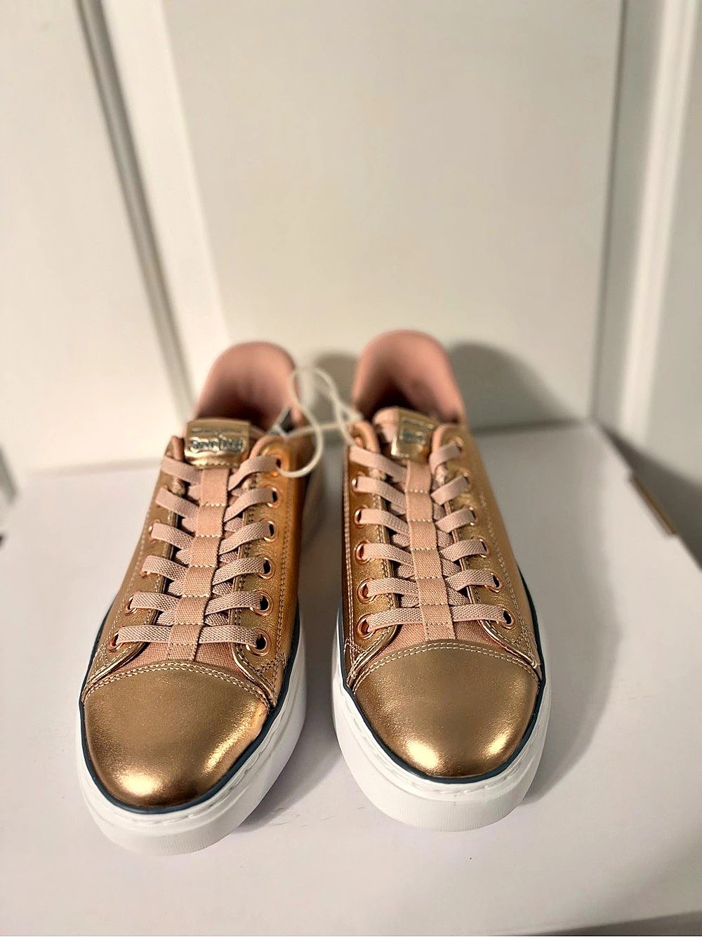 Skechers x Snoop Dogg Slip-ins: Snoop One OG Snoop One OG Gold & Pink Sneakers